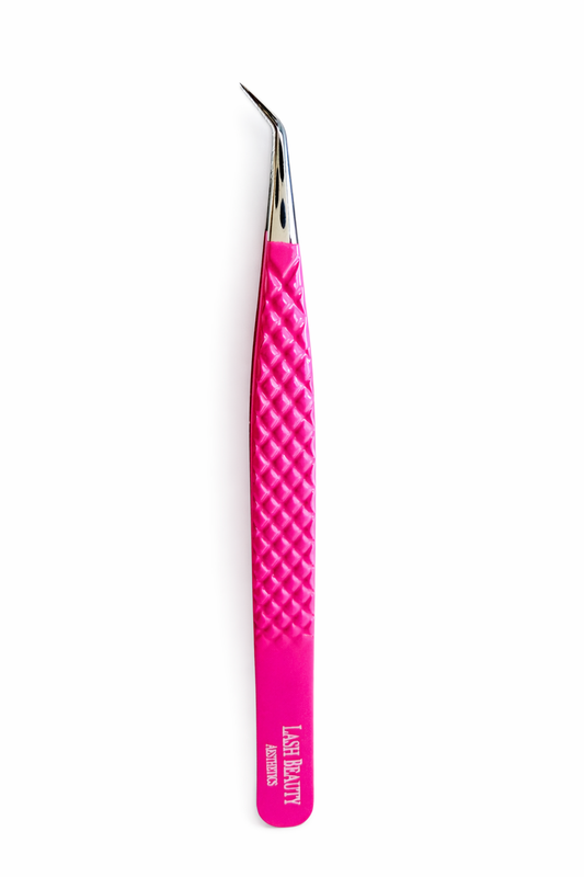 Xo Lash Beauty isolation tweezer